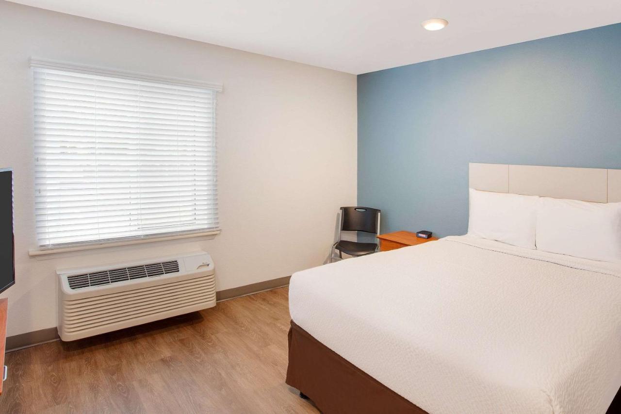 Woodspring Suites Браунсвилл Экстерьер фото